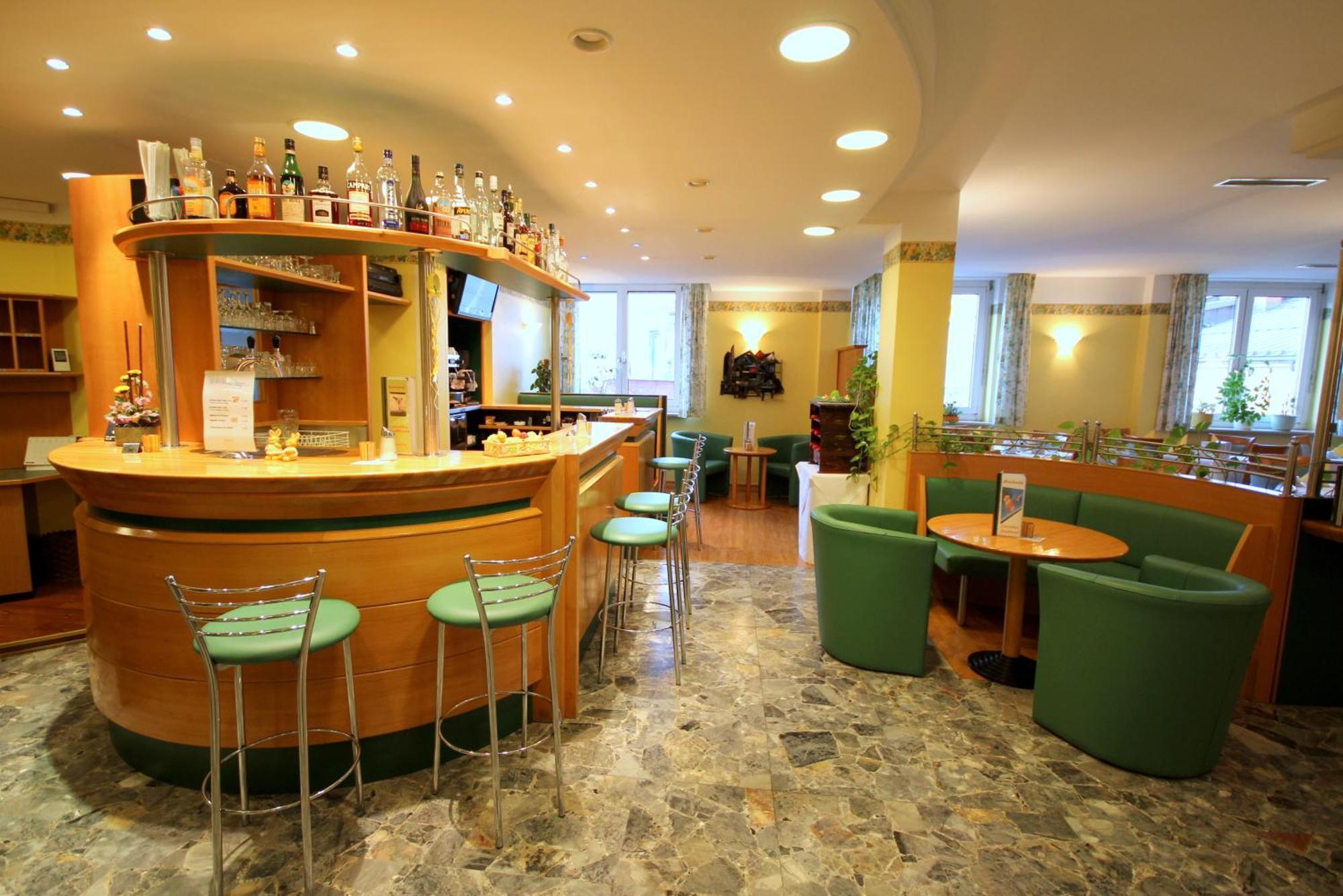 Carinthia Stadthotel Klagenfurt am Woerthersee Exteriör bild