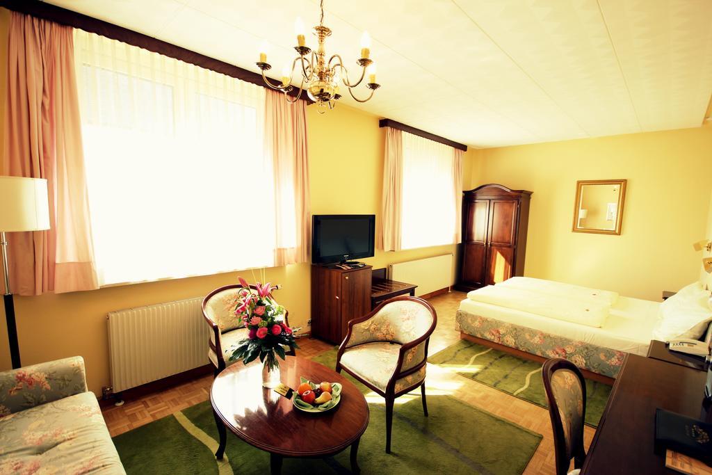 Carinthia Stadthotel Klagenfurt am Woerthersee Exteriör bild
